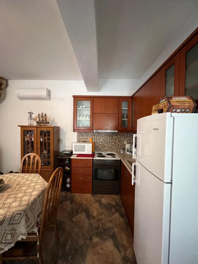 Katalpi House Apartment Милина Екстериор снимка