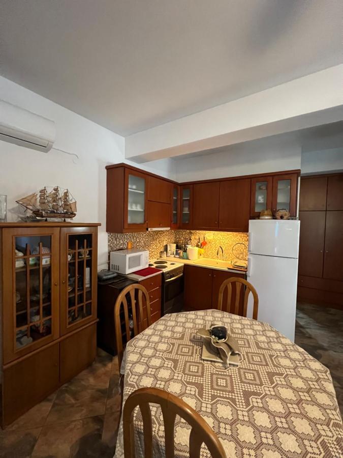 Katalpi House Apartment Милина Екстериор снимка